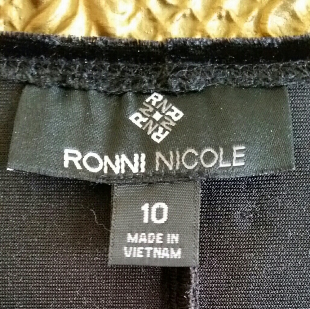 Ronni Nicole Dress - Picture 5 of 5
